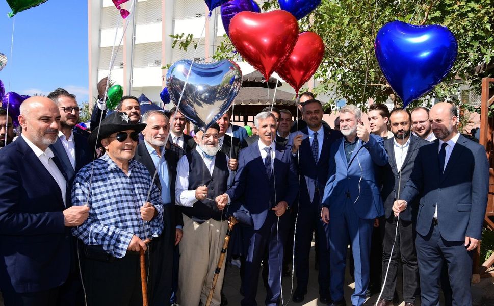 Ulu Çınarların Ellerinden Sevgiyle Dokunan Ürünler Beğeni Topladı