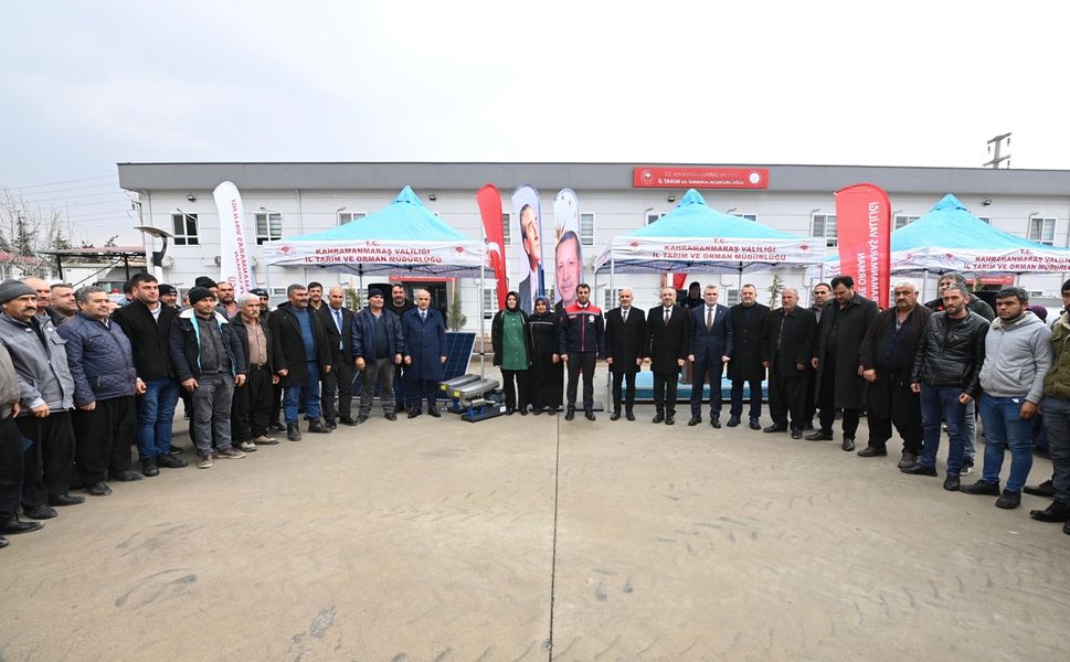 Kahramanmaraşlı Çiftçilere İş Makinesi Desteği