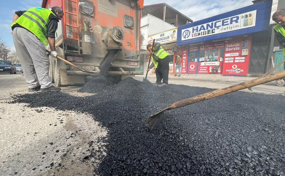 Büyükşehir’den Asfalt Mesaisi