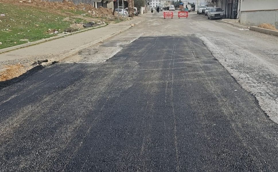 Kahramanmaraş’ta Sıcak Asfalt Mesaisi Sürüyor