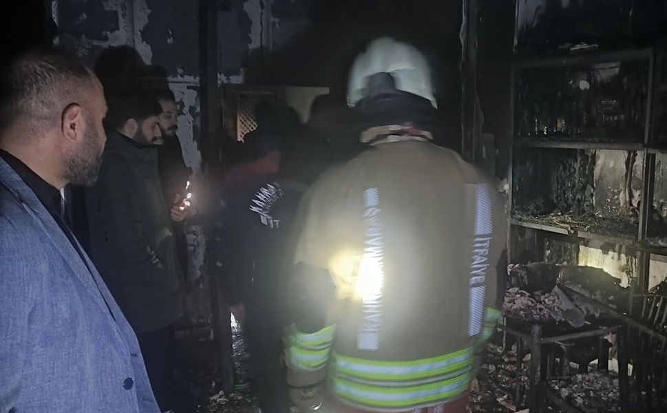 Kahramanmaraş’ta İşyeri Yangınında 4 Kişi Dumandan Etkilendi