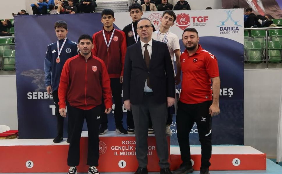 Büyükşehir’in Pehlivanları, Türkiye Güreş Şampiyonası’nda Kürsüde