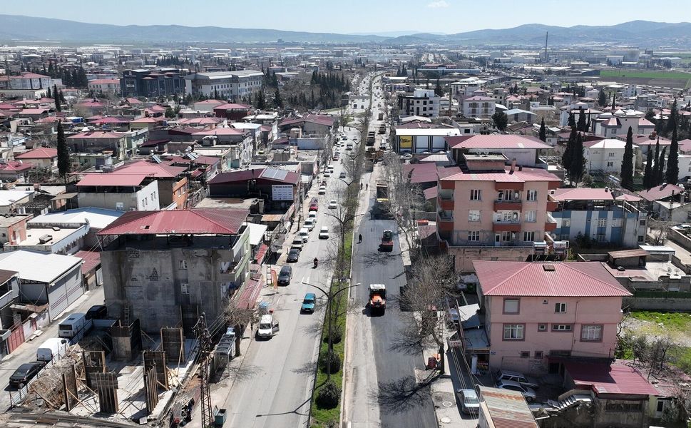 Şehirde Asfalt Mesaisi Sürüyor