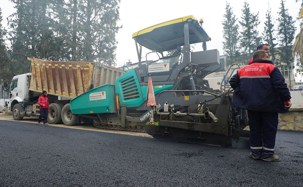 Büyükşehir, Dulkadiroğlu’nda Asfalt Yenileme Hamlesine Durmaksızın Devam Ediyor