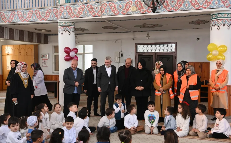 Başkan Görgel, Miniklerin Tekne Orucu Heyecanına Ortak Oldu