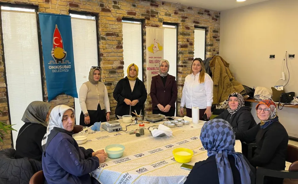 KİÜ’lü kadın akademisyenlerden Kadınlar Günü’ne özel DOKMER’de anlamlı atölye çalışması