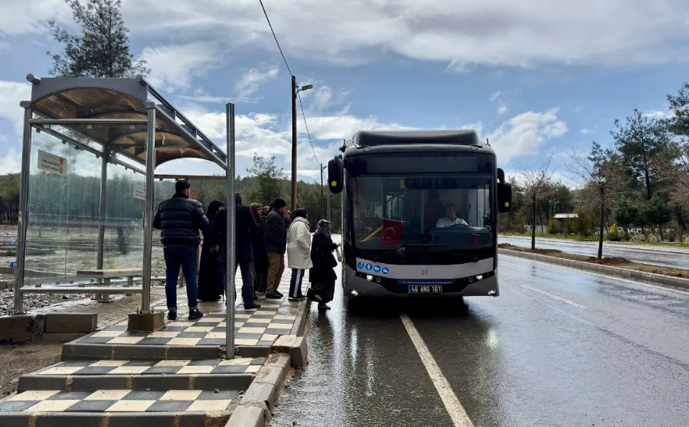 Büyükşehir, Bayramda Mezarlık Ziyaretlerini Ulaşım Desteğiyle Kolaylaştırdı