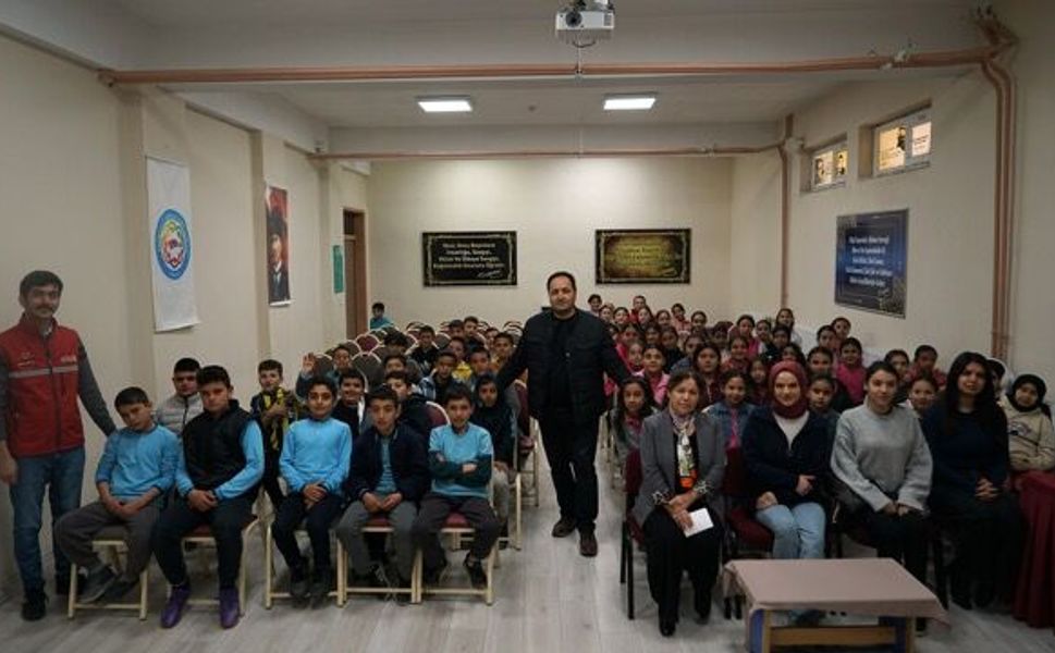 Büyükşehir’den Halk Sağlığı İçin Okullarda Bilinçlendirme Atağı