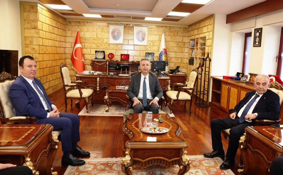 Başkan Narlı’dan Rektör Okumuş’a Hayırlı Olsun Ziyareti