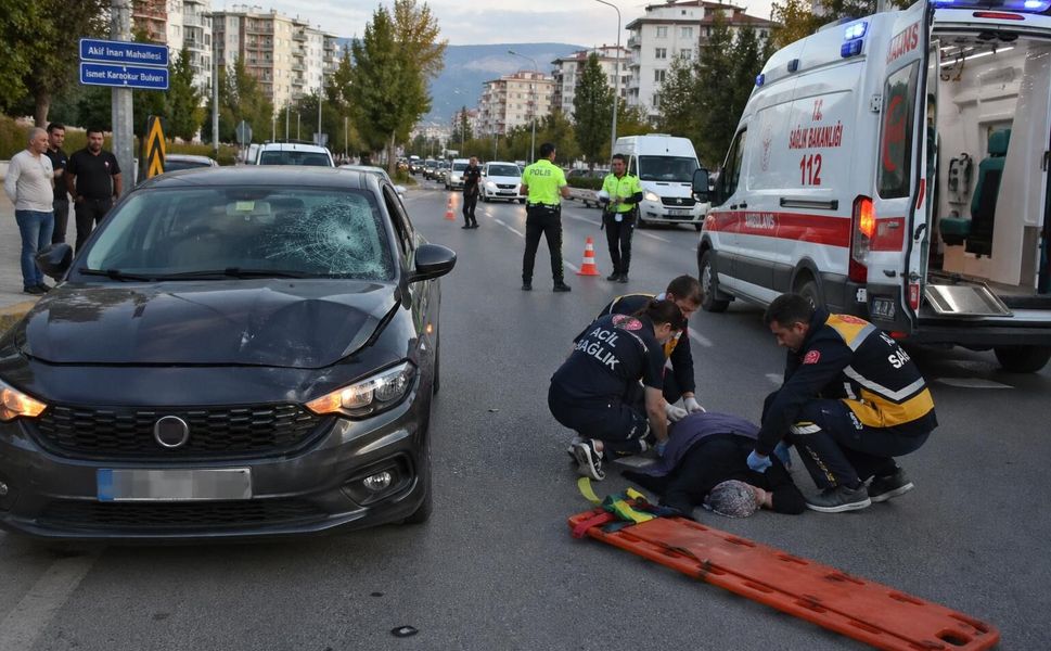 Kahramanmaraş’ta Otomobilin Çarptığı Kadın Yaralandı