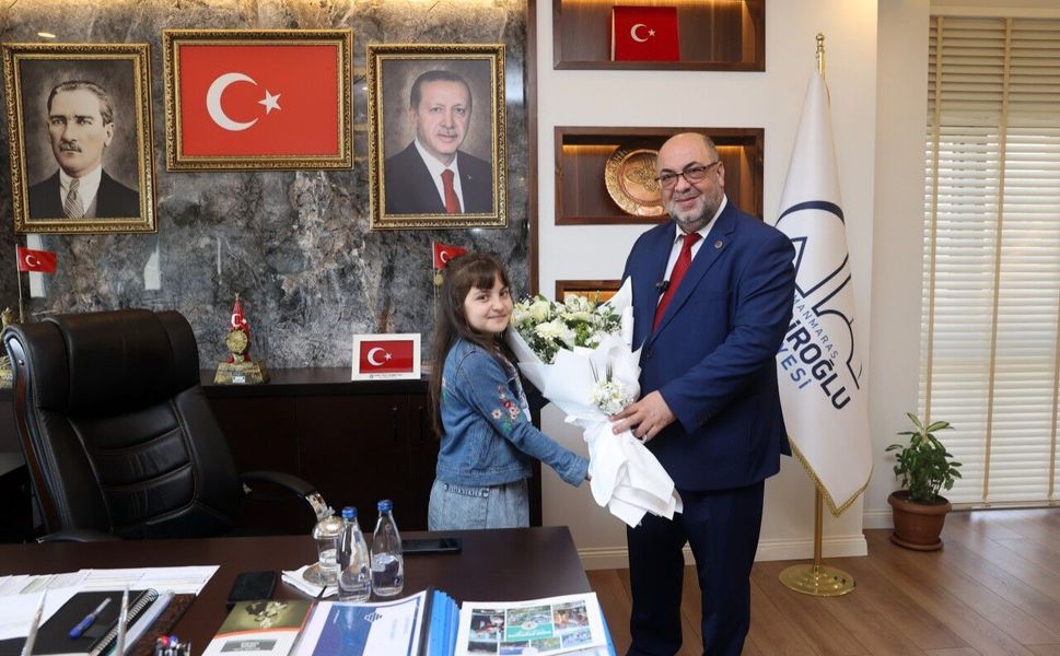 Dulkadiroğlu Belediyesi'nde Başkanlık Makamı Ecrin Nisanur Aşgan’a Emanet