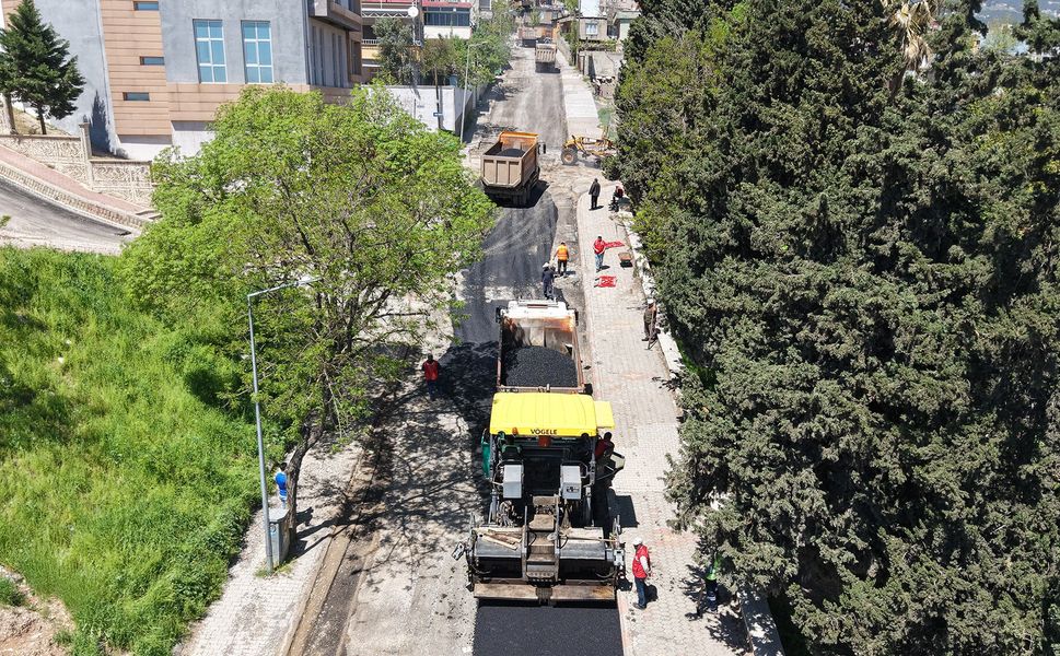 Büyükşehir Yol Yatırımlarını Sürdürüyor