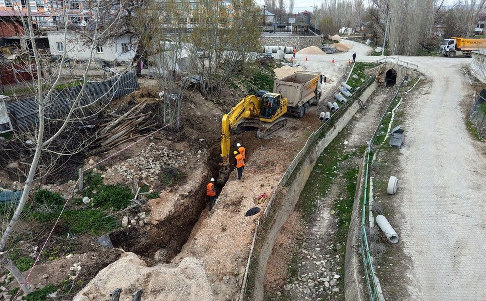 Afşin ve Elbistan’da Köy Evleri Yeni Altyapı Hatlarına Kavuşuyor