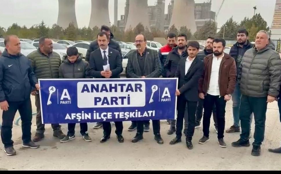 Elbistan’da Özcan’dan Termik Santral Önünde Sert Açıklama
