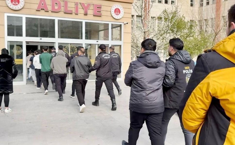 14 ilde dev baskın! 27 kişi yakalandı 15’i tutuklandı