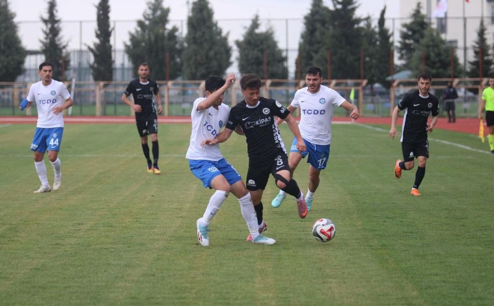 İstiklalspor Play-Off Yolunda Hata Yapmadı