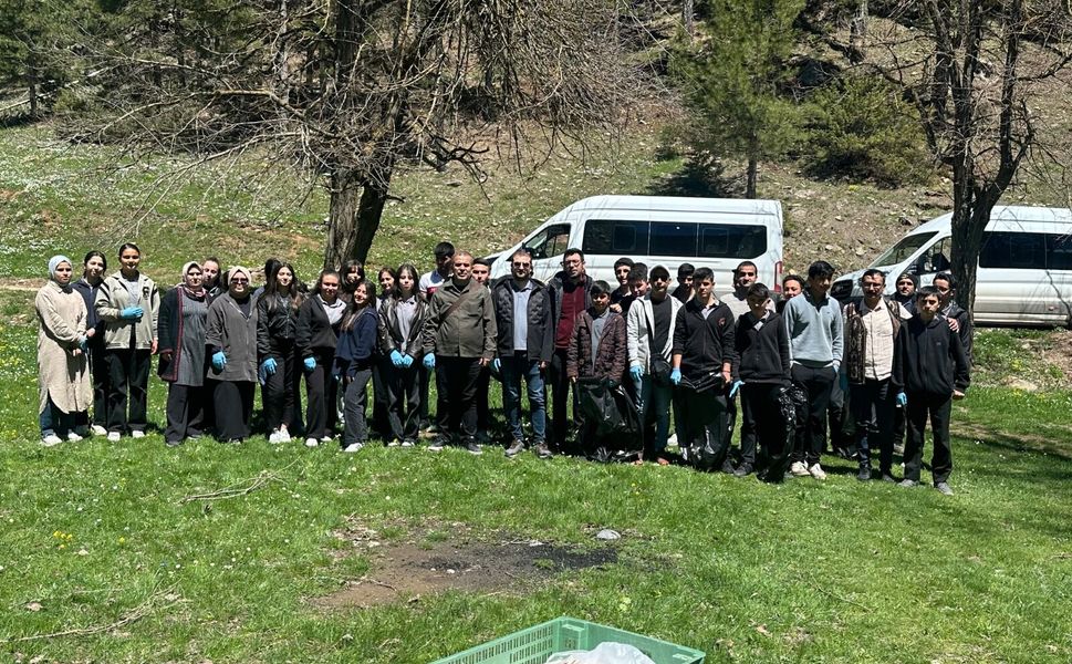 Geben’in Genç Doğa Muhafızları İş Başında