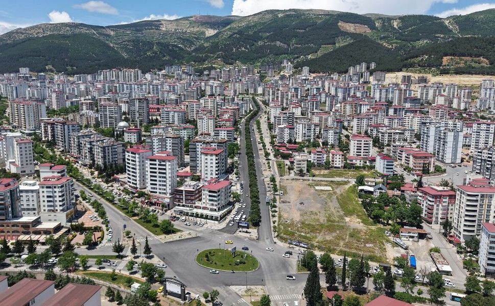 Büyükşehir, Ahır Dağı Caddesi’nde Asfalt Serimini Tamamladı