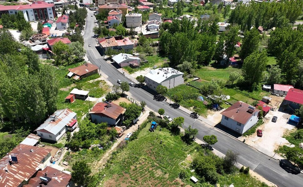Göksun’da Atatürk ve Yunus Emre Caddeleri Yenilendi