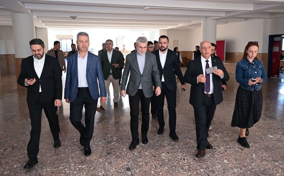 KSÜ’de Üniversiteye Hazırlanan Gençlere Ödüllü Deneme Sınavı Yapıldı