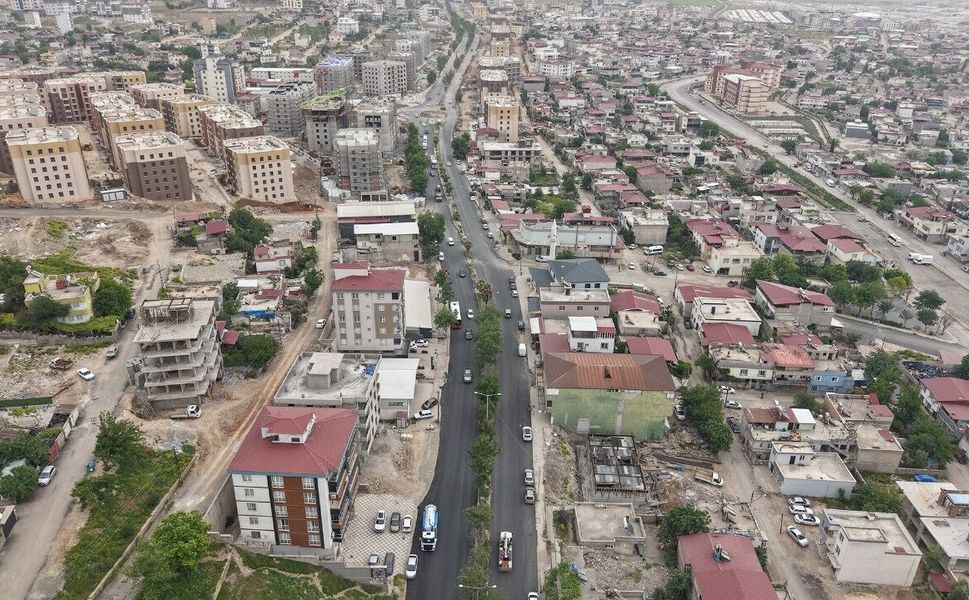Büyükşehir, Dulkadiroğlu Şeyh Şamil Caddesi’nin Asfaltını Yeniledi