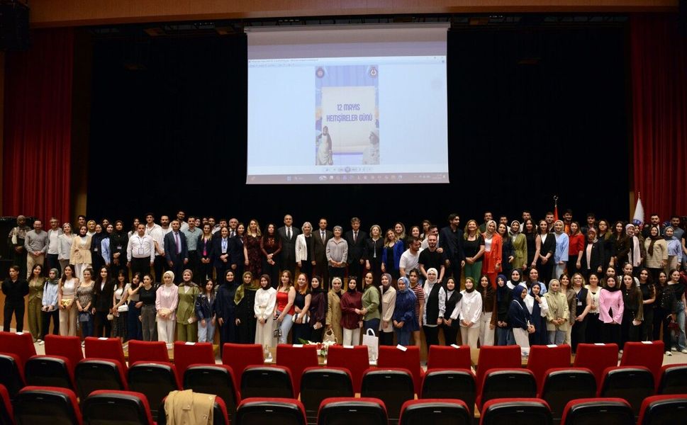 KSÜ’de Hemşireler Haftası Programı Düzenlendi