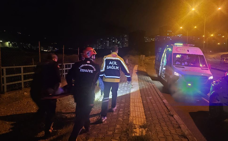 Kahramanmaraş'ta Otomobil Hurdaya Döndü! 2 kişi Yaralandı!