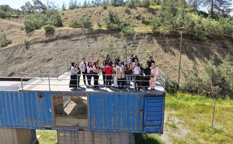 Büyükşehir, KSÜ Öğrencilerine Katı Atık Yönetim Süreçlerini Tanıttı