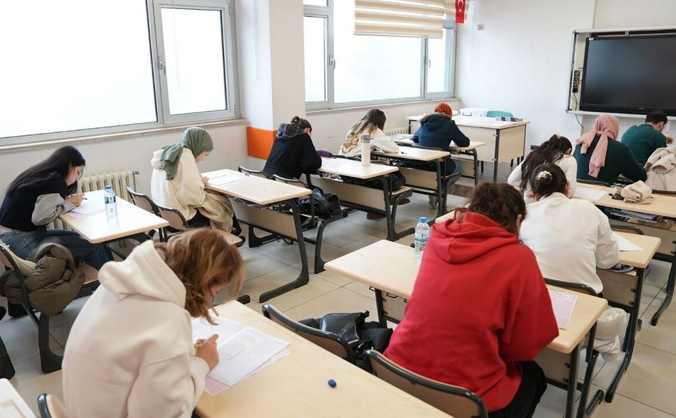 Pusula Maraş’ın KPSS Deneme Sınavları Gençlerden Yoğun İlgi Görüyor
