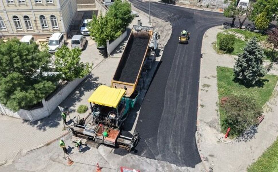 Dulkadiroğlu’nda Sokak Sokak Cadde Cadde Asfalt Çalışması Başladı