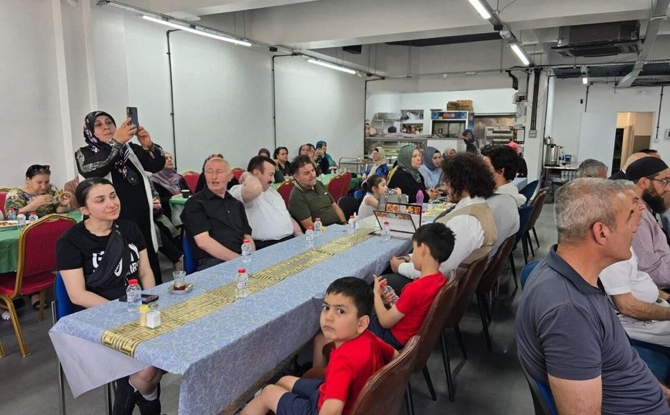 Londra'da Kahramanmaraşlılar Bayram Coşkusuyla Buluştu