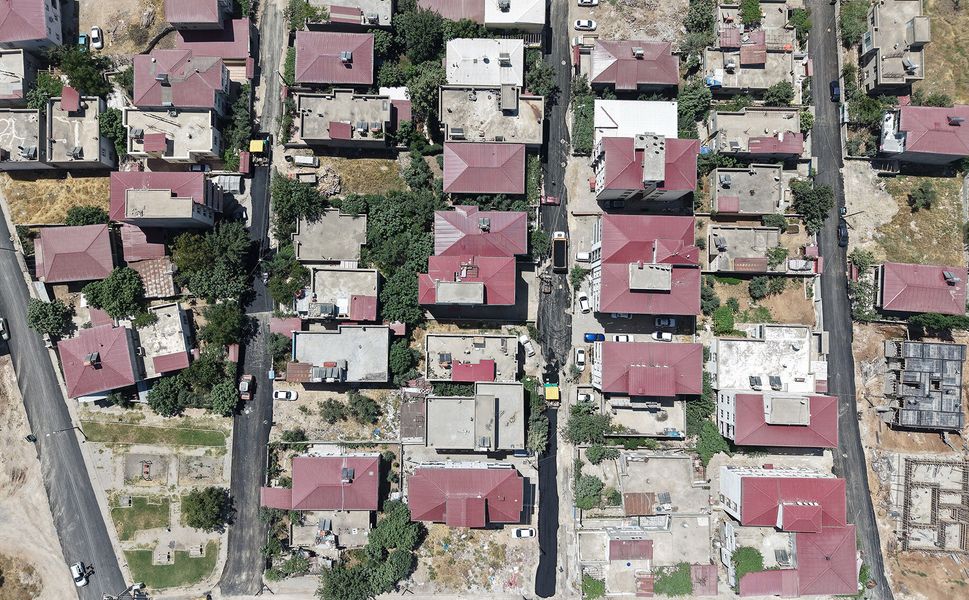 Büyükşehir, Aslanbey Mahallesi’nde Asfalt Mesaisine Başladı