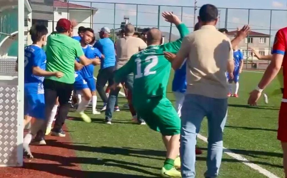 Kahramanmaraş’ta  Şampiyonluk Maçı Karıştı: Olaylı Final Tatil Edildi!