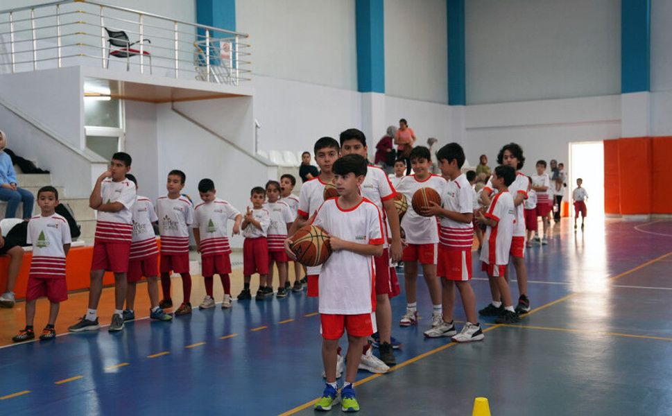 Haydi Gençler Yaz Spor Okullarına!