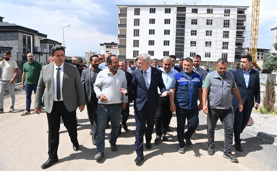 Başkan Görgel, “Elbistan’a 500 Milyon TL’lik Yol Yatırımı Kazandırıyoruz”
