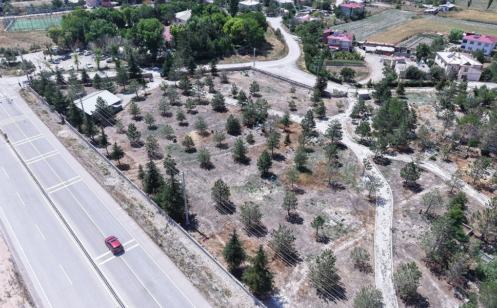 Büyükşehir’den Elbistan’daki 15 Mahalle Mezarlığına Kapsamlı Hizmet