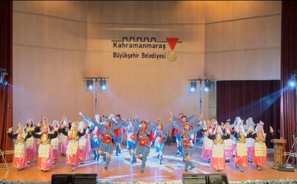 Öğretmenlerden Destansı Kültür Şöleni!