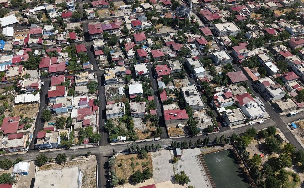 Büyükşehir, Dulkadiroğlu Gençosman’da Asfalt Mesaisini Tamamlıyor