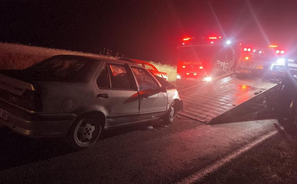 Kahramanmaraş'ta İki Otomobil Çarpıştı: 5 Yaralı