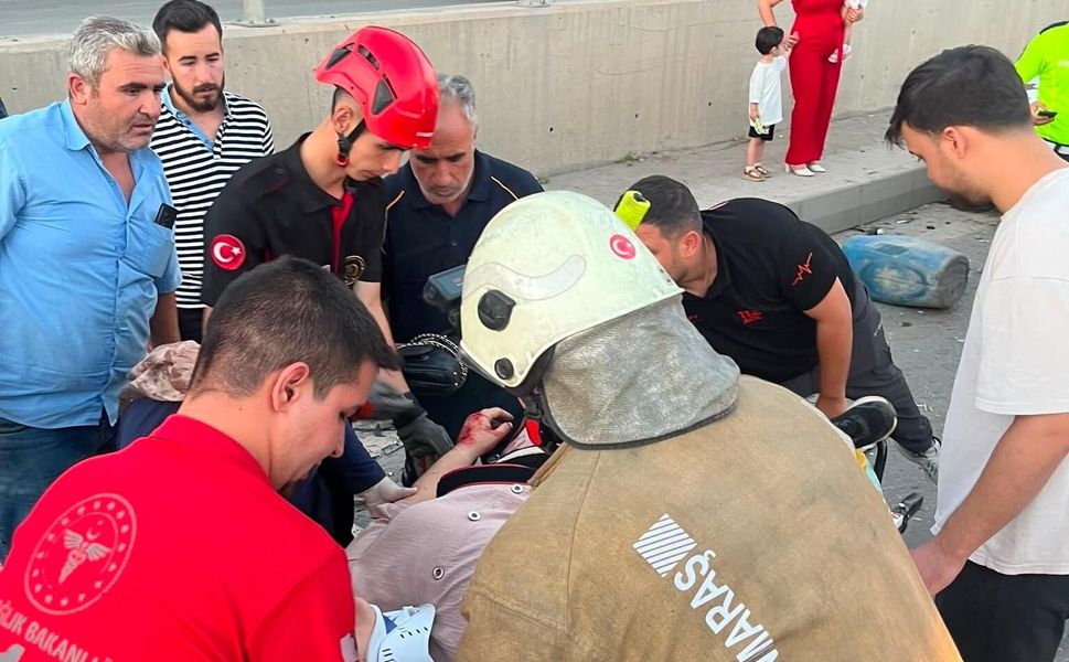 Kahramanmaraş Dulkadiroğlu'nda Zincirleme Trafik Kazası: 4 Yaralı