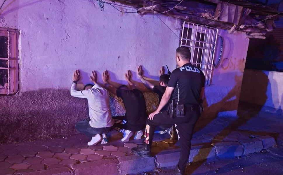 Kahramanmaraş'ta Yunus Polislerinden Kaçamayan Şüpheliler Yakalandı