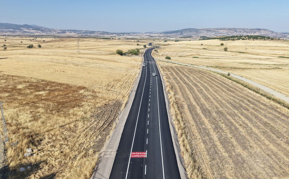 Büyükşehir, Dulkadiroğlu Kırsalında 45 Milyonluk Yol Yatırımını Tamamladı