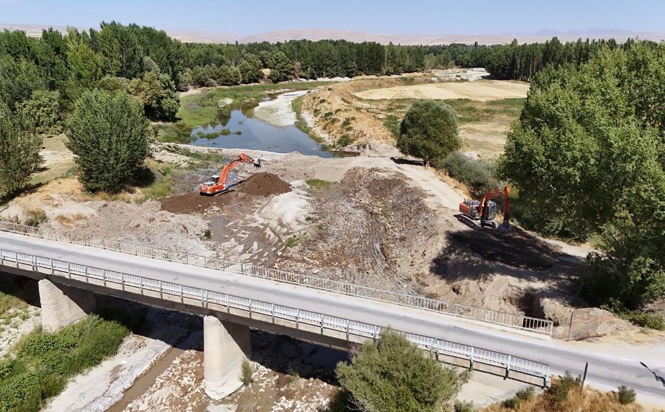 Büyükşehir’den Elbistan Kırsalında Ulaşımı Rahatlatacak Bir Yol Yatırımı Daha