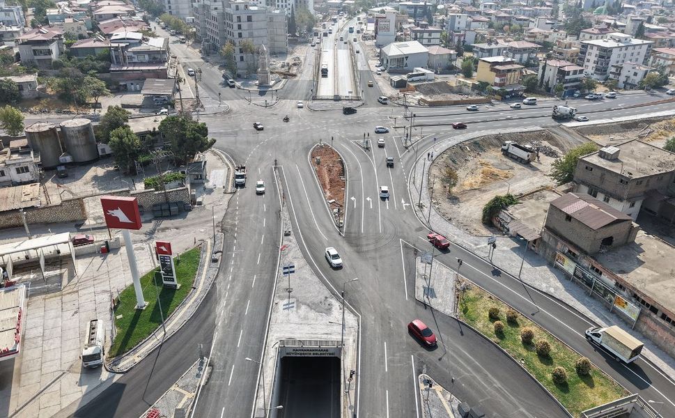 Tevfik Kadıoğlu Kavşağı’nda Trafik Akışını Rahatlatacak Düzenlemede Sona Gelindi