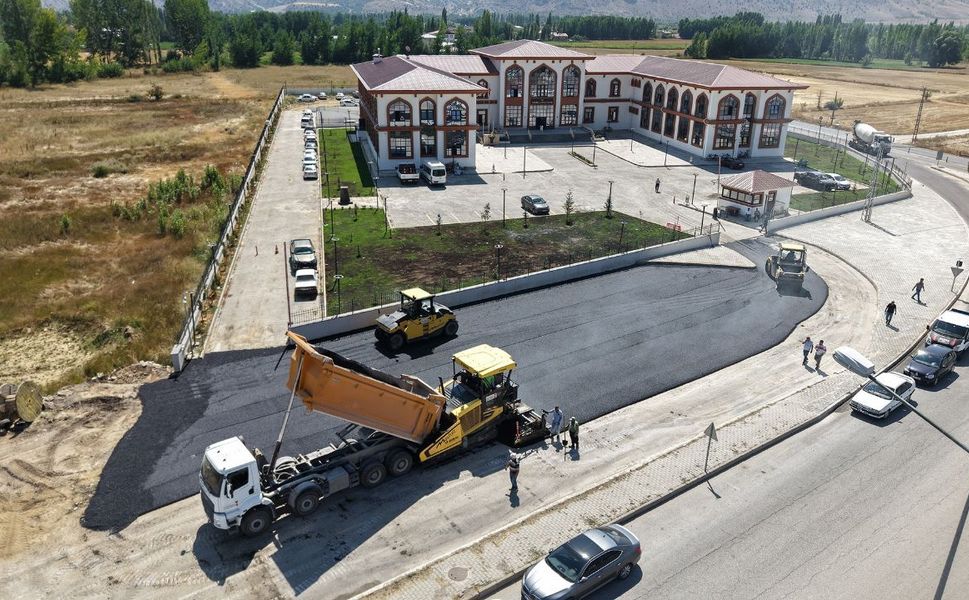 Göksun’un Yeni Hizmet Binasına Büyükşehir Dokunuşu