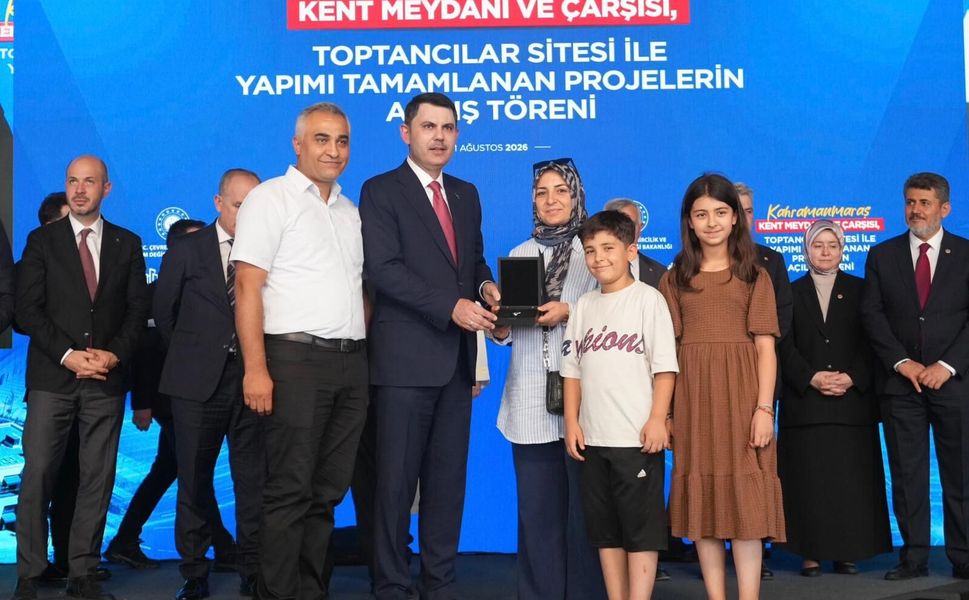 Kahramanmaraşta Dev Açılış Yeni Kent Meydanı Hizmete Girdi