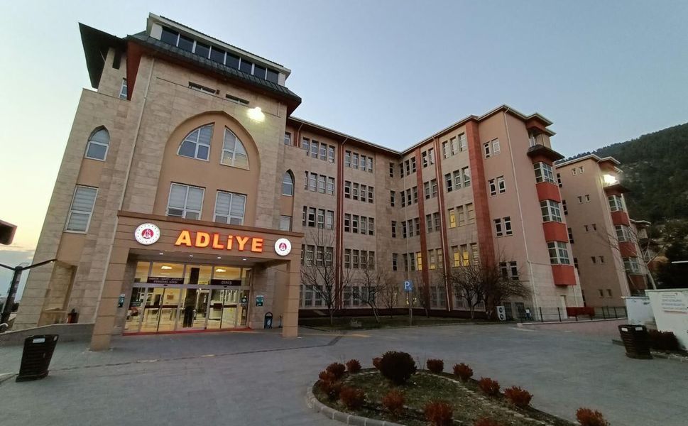 Kahramanmaraş'ta Bad-ı Saba Konutları Davasında Müteahhit Tahliye Edildi