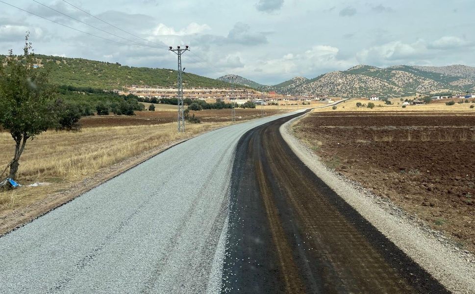 Göksun Yeniyapan’ın Yolu Büyükşehir’le Yenileniyor
