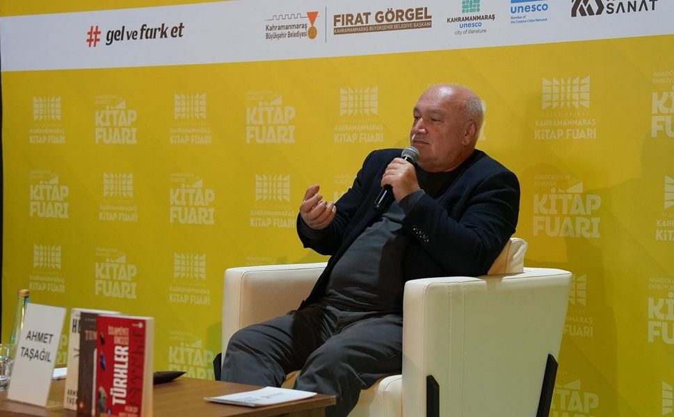 Büyükşehir’in Kitap Fuarında Ahmet Taşağıl ile Eski Türk Tarihine Yolculuk
