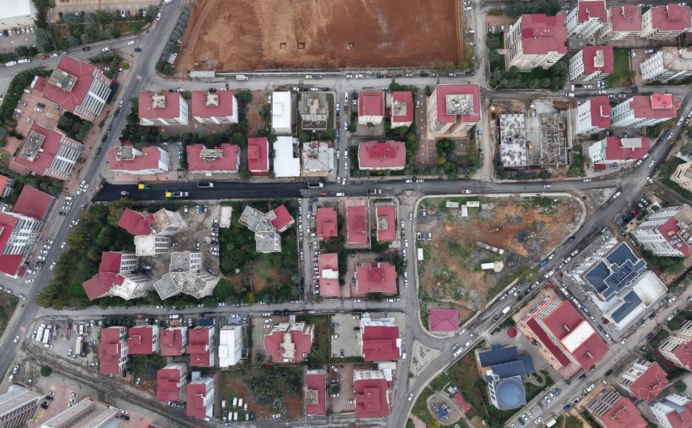 Büyükşehir, Altyapı Sonrası Asfalt Yatırımlarını Durmaksızın Sürdürüyor